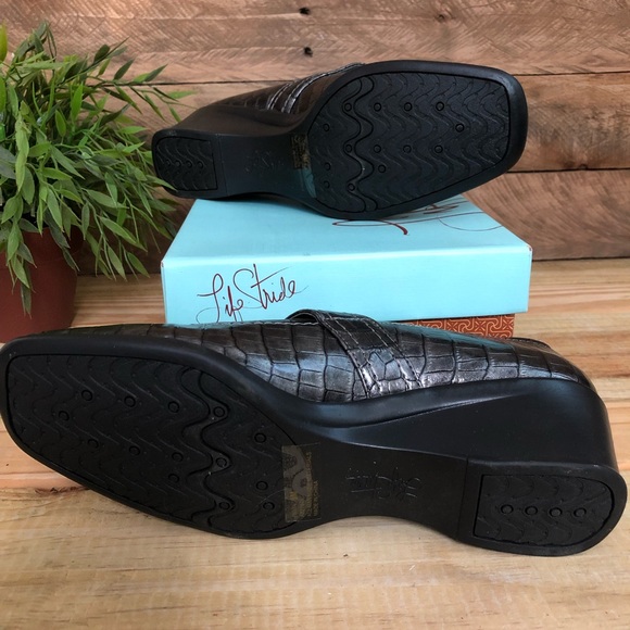 Life Stride dark grey Emma Mary Jane wedge - Picture 4 of 6